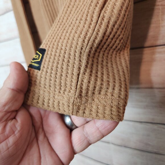 RVCA Day Shift Thermal Shirt Men’s Large Brown Waffle Knit Long Sleeve Size M - Picture 6 of 15